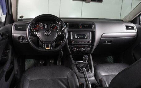 Volkswagen Jetta VI, 2016 год, 999 000 рублей, 6 фотография