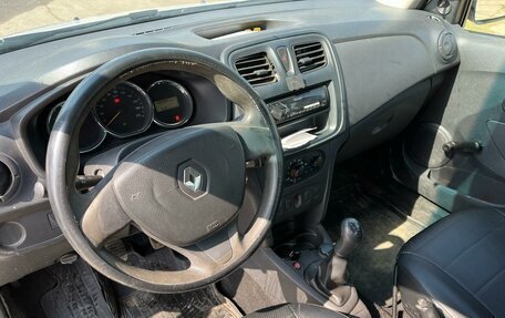 Renault Logan II, 2018 год, 470 000 рублей, 13 фотография