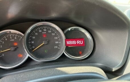 Renault Logan II, 2018 год, 470 000 рублей, 12 фотография