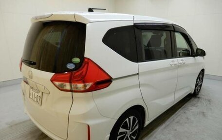 Honda Freed II, 2017 год, 1 590 000 рублей, 3 фотография