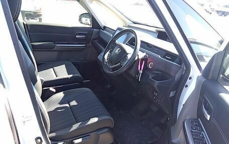 Honda Freed II, 2017 год, 1 590 000 рублей, 18 фотография