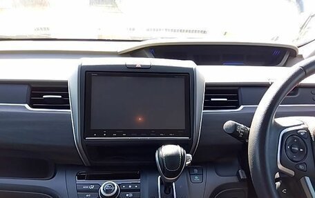 Honda Freed II, 2017 год, 1 590 000 рублей, 13 фотография