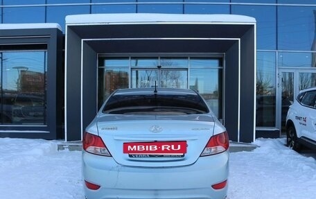 Hyundai Solaris II рестайлинг, 2011 год, 570 000 рублей, 5 фотография