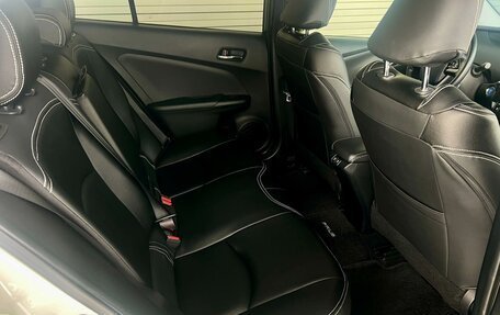 Toyota Prius IV XW50, 2019 год, 2 399 000 рублей, 13 фотография