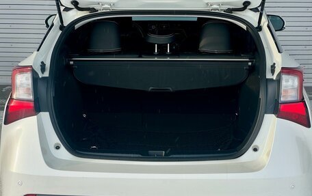 Toyota Prius IV XW50, 2019 год, 2 399 000 рублей, 26 фотография