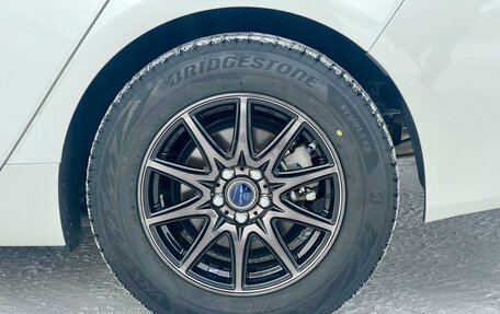 Toyota Prius IV XW50, 2019 год, 2 399 000 рублей, 28 фотография