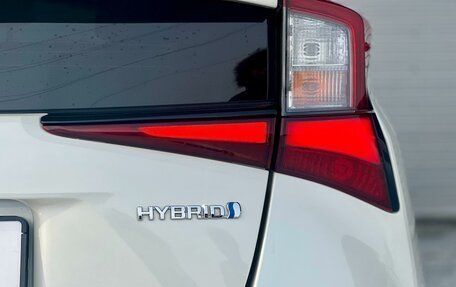 Toyota Prius IV XW50, 2019 год, 2 399 000 рублей, 31 фотография