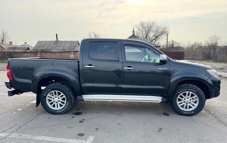 Toyota Hilux VII, 2013 год, 1 850 000 рублей, 11 фотография