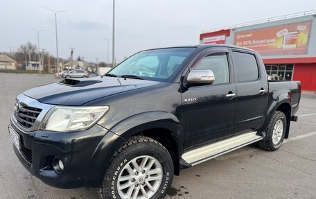 Toyota Hilux VII, 2013 год, 1 850 000 рублей, 3 фотография