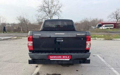 Toyota Hilux VII, 2013 год, 1 850 000 рублей, 12 фотография