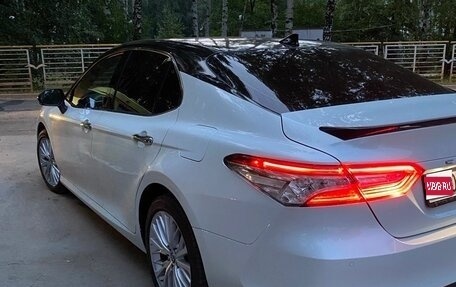 Toyota Camry, 2020 год, 3 550 000 рублей, 1 фотография