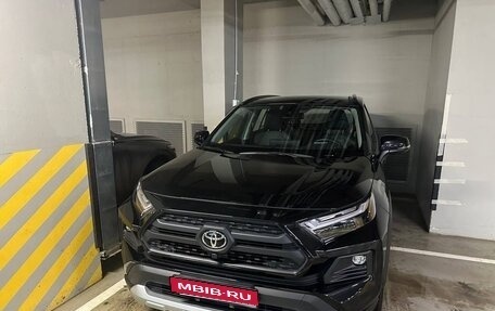 Toyota RAV4, 2024 год, 4 050 000 рублей, 1 фотография