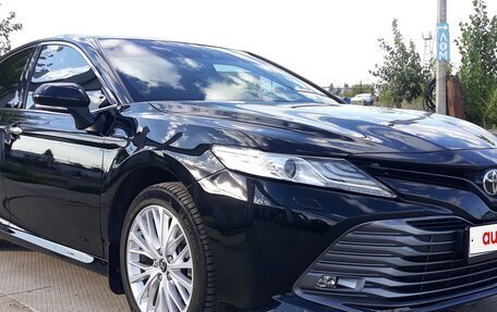 Toyota Camry, 2018 год, 2 500 000 рублей, 4 фотография