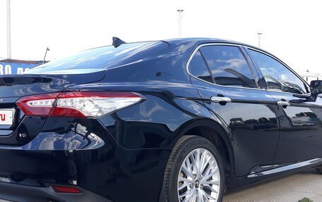 Toyota Camry, 2018 год, 2 500 000 рублей, 3 фотография