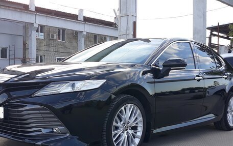 Toyota Camry, 2018 год, 2 500 000 рублей, 5 фотография