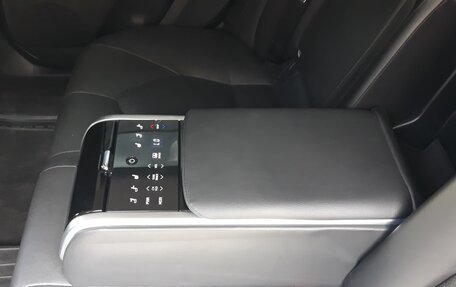 Toyota Camry, 2018 год, 2 500 000 рублей, 10 фотография