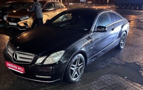 Mercedes-Benz E-Класс, 2012 год, 1 700 000 рублей, 2 фотография