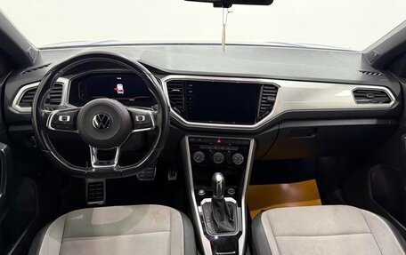 Volkswagen T-Roc I, 2023 год, 1 785 178 рублей, 9 фотография