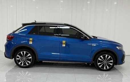 Volkswagen T-Roc I, 2023 год, 1 785 178 рублей, 8 фотография