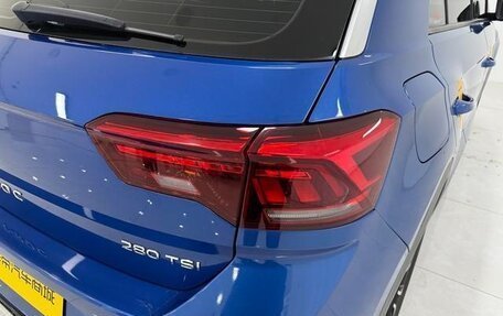 Volkswagen T-Roc I, 2023 год, 1 785 178 рублей, 19 фотография