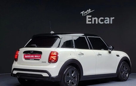 MINI Hatch, 2021 год, 1 819 000 рублей, 3 фотография