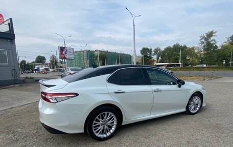 Toyota Camry, 2020 год, 3 550 000 рублей, 8 фотография