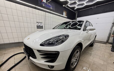 Porsche Macan I рестайлинг, 2015 год, 2 500 000 рублей, 4 фотография