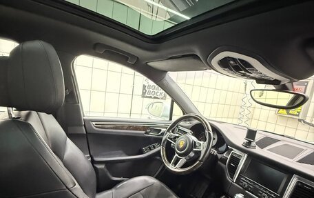 Porsche Macan I рестайлинг, 2015 год, 2 500 000 рублей, 9 фотография