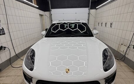 Porsche Macan I рестайлинг, 2015 год, 2 500 000 рублей, 2 фотография