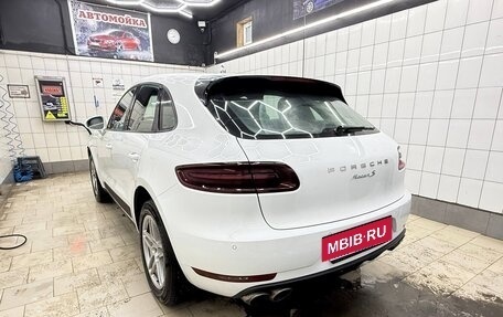 Porsche Macan I рестайлинг, 2015 год, 2 500 000 рублей, 5 фотография