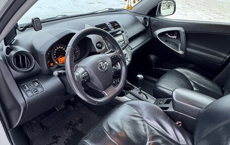 Toyota RAV4, 2012 год, 1 700 000 рублей, 14 фотография