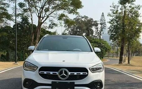 Mercedes-Benz GLA, 2022 год, 2 210 000 рублей, 4 фотография