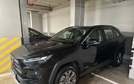 Toyota RAV4, 2024 год, 4 050 000 рублей, 2 фотография