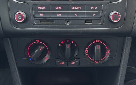 Volkswagen Polo VI (EU Market), 2012 год, 830 000 рублей, 6 фотография