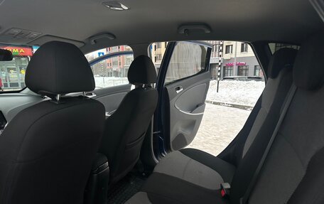 Hyundai Solaris II рестайлинг, 2012 год, 775 000 рублей, 8 фотография