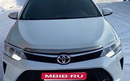 Toyota Camry, 2016 год, 1 900 000 рублей, 2 фотография