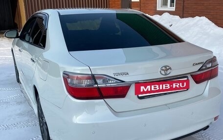 Toyota Camry, 2016 год, 1 900 000 рублей, 4 фотография