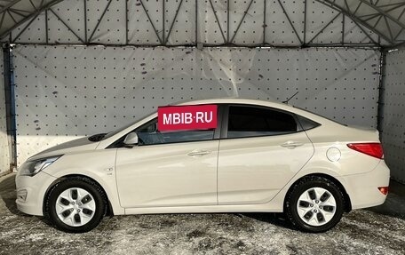 Hyundai Solaris II рестайлинг, 2015 год, 1 080 000 рублей, 10 фотография