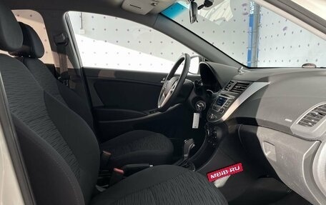 Hyundai Solaris II рестайлинг, 2015 год, 1 080 000 рублей, 12 фотография