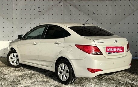 Hyundai Solaris II рестайлинг, 2015 год, 1 080 000 рублей, 5 фотография