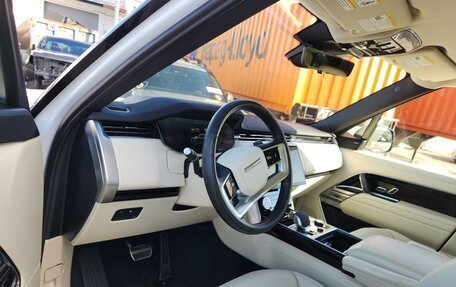 Land Rover Range Rover IV рестайлинг, 2023 год, 13 300 000 рублей, 2 фотография