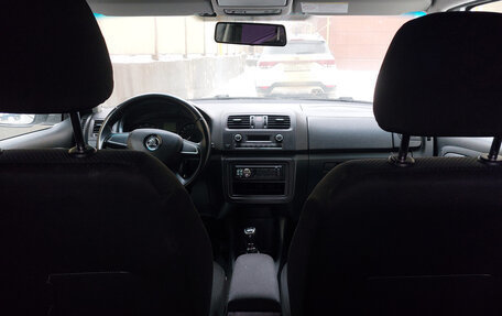 Skoda Fabia II, 2013 год, 550 000 рублей, 12 фотография