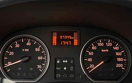 Renault Sandero I, 2013 год, 689 000 рублей, 13 фотография