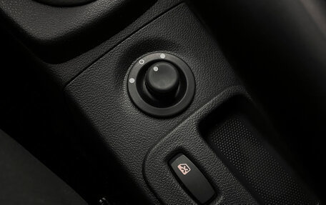 Renault Sandero I, 2013 год, 689 000 рублей, 19 фотография