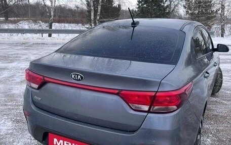 KIA Rio IV, 2018 год, 1 250 000 рублей, 3 фотография