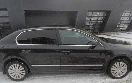 Skoda Superb III рестайлинг, 2013 год, 1 300 000 рублей, 4 фотография