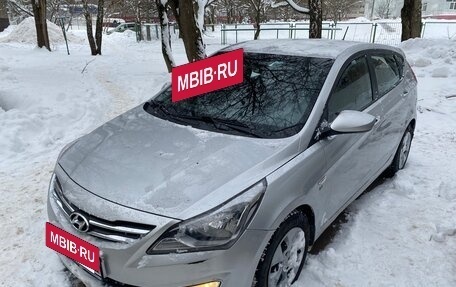 Hyundai Solaris II рестайлинг, 2014 год, 990 000 рублей, 3 фотография