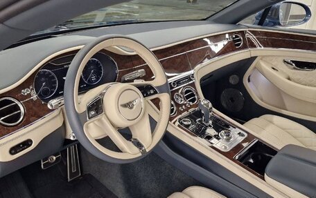 Bentley Continental GT III, 2019 год, 18 500 000 рублей, 13 фотография