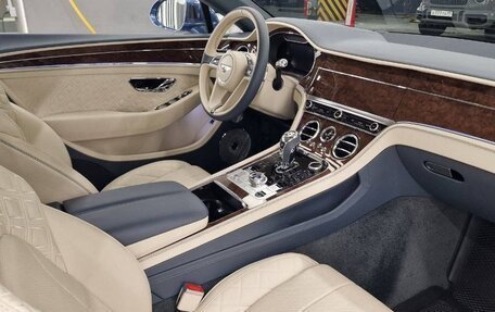 Bentley Continental GT III, 2019 год, 18 500 000 рублей, 14 фотография