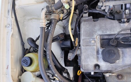 Mazda Familia, 1998 год, 330 000 рублей, 4 фотография